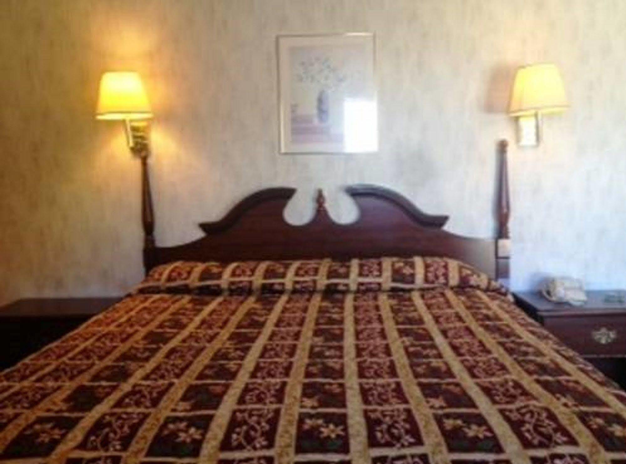 Thunderbird Motel Bishop Buitenkant foto