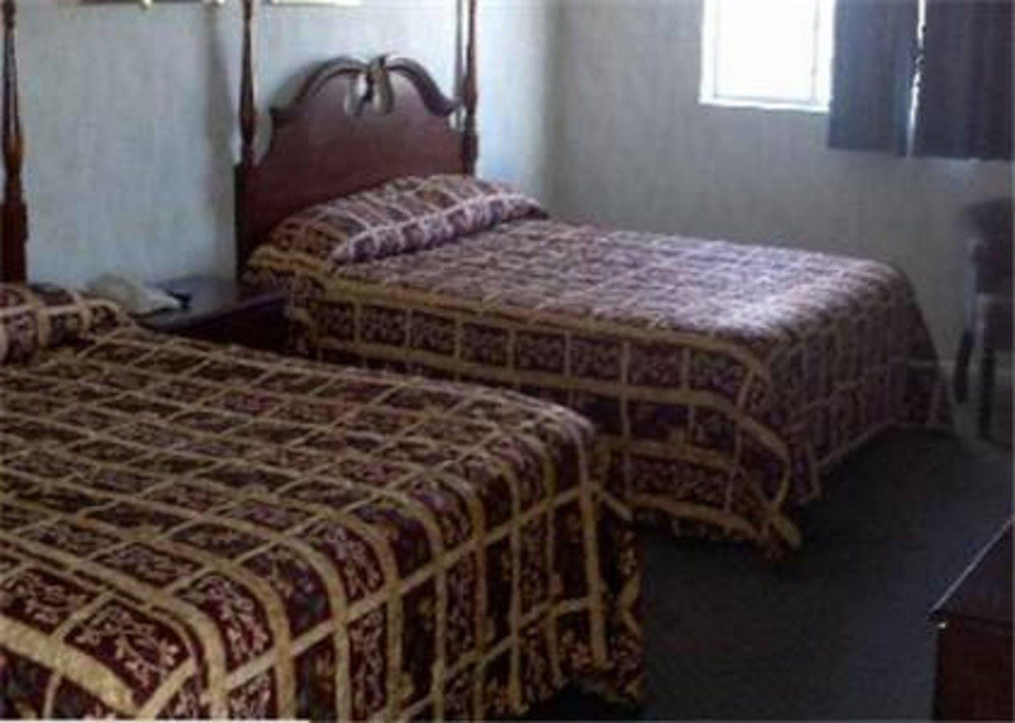Thunderbird Motel Bishop Buitenkant foto